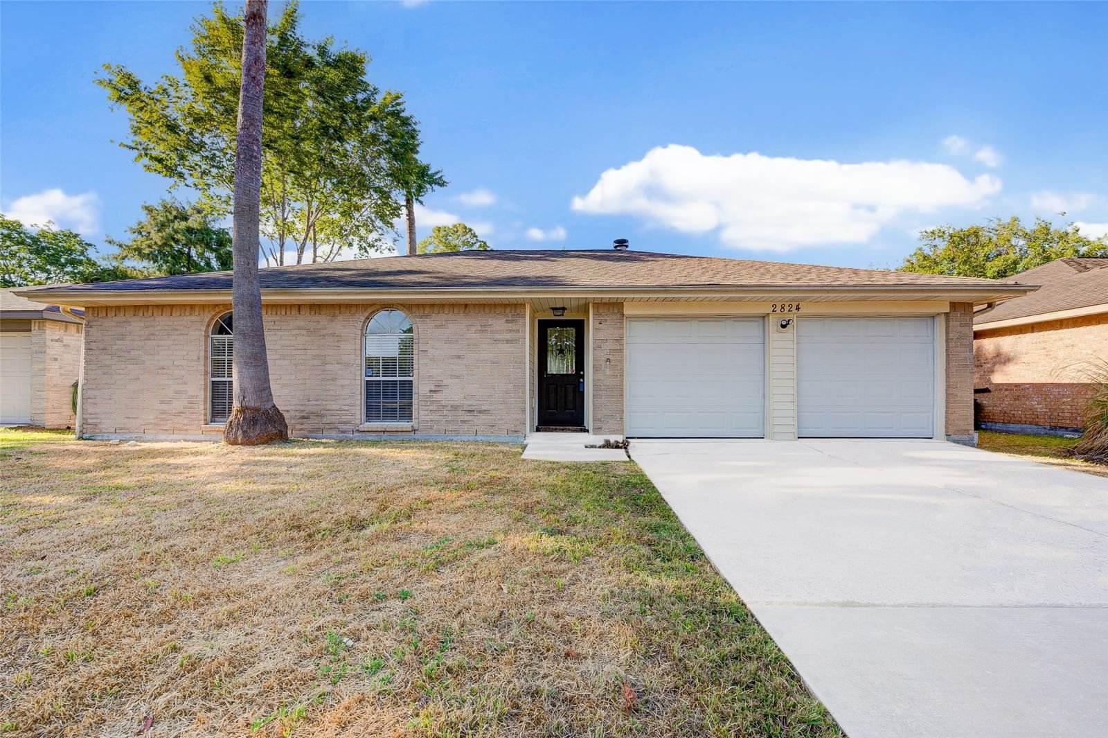 Real estate property located at 2824 Forest Point, Galveston, Meadow Bend 2, League City, TX, US