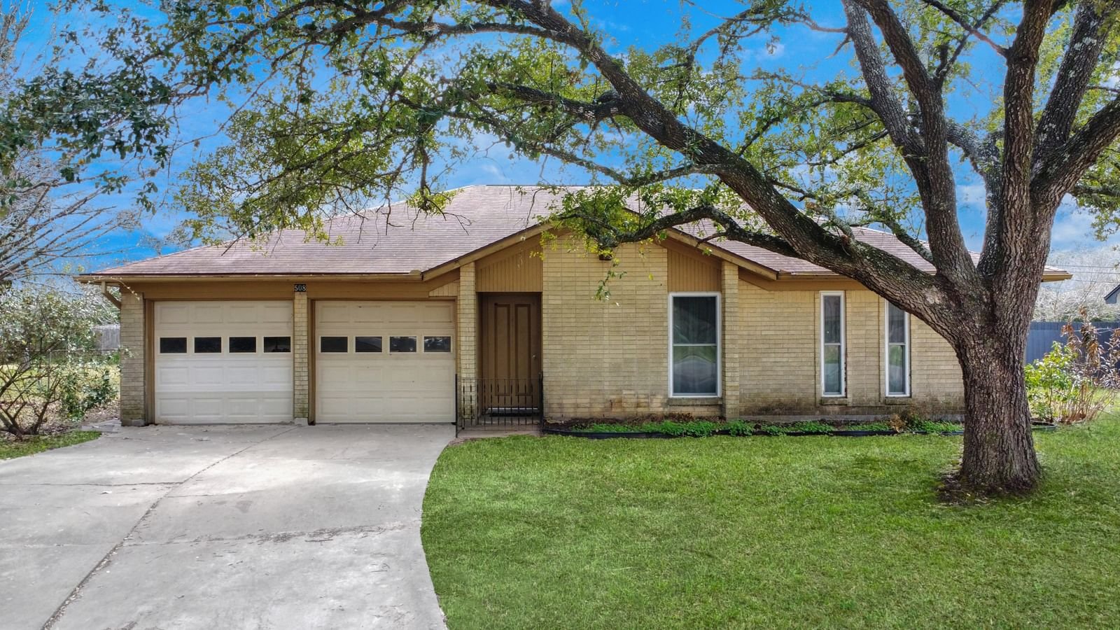 Real estate property located at 508 Southbend, Brazoria, South Bend Alvin, Alvin, TX, US