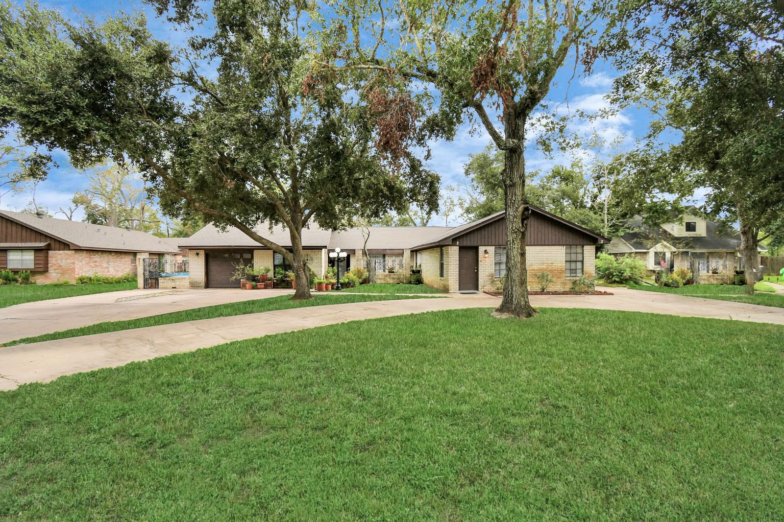 Real estate property located at 73 Surrey Oak, Brazoria, Oak Manor Estates, Alvin, TX, US