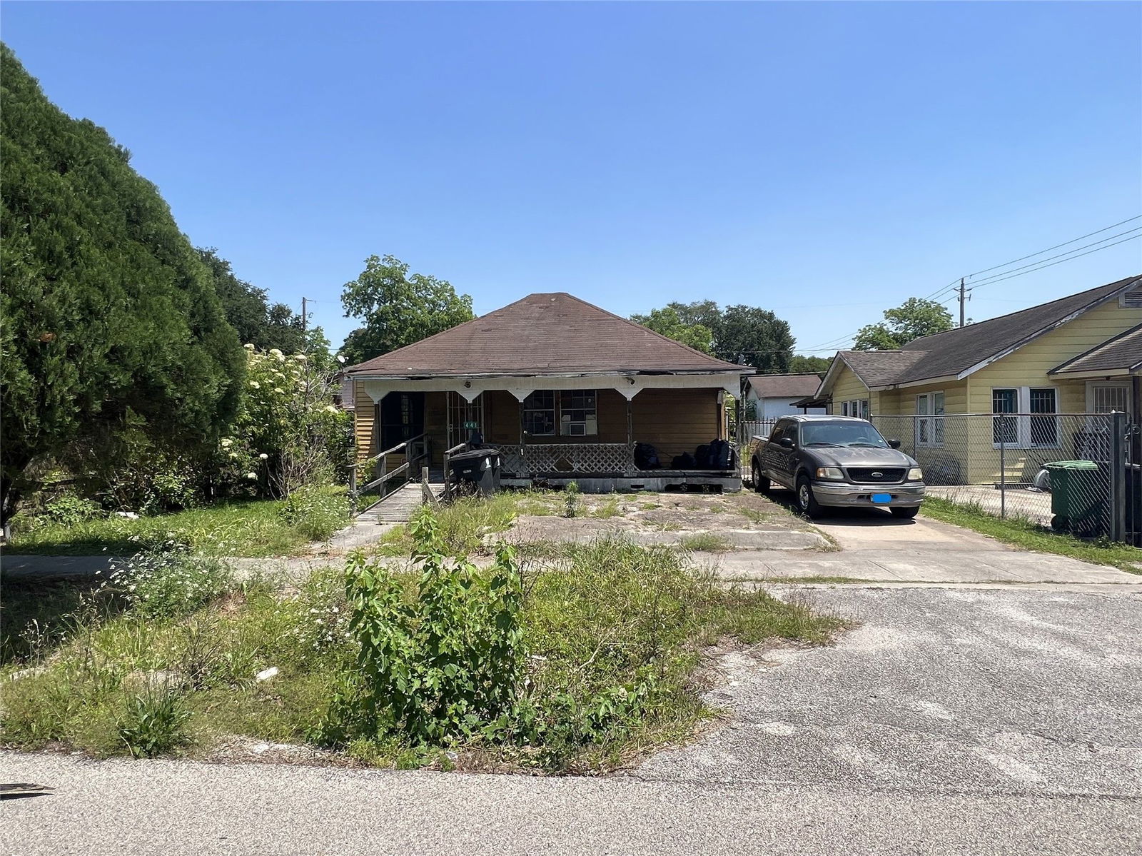 Real estate property located at 441 Hahlo, Harris, Houston, TX, US