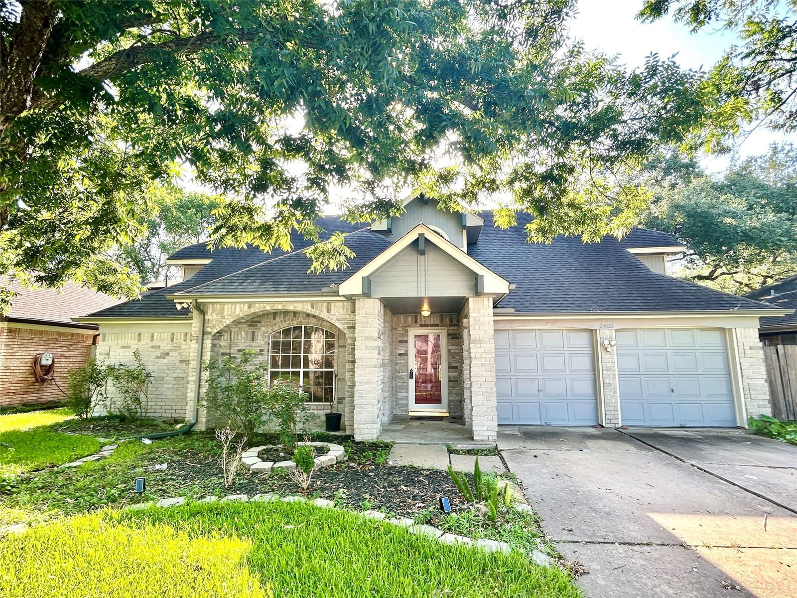 Real estate property located at 2406 Pebbledowne, Fort Bend, Barrington Place Sec 2, Sugar Land, TX, US