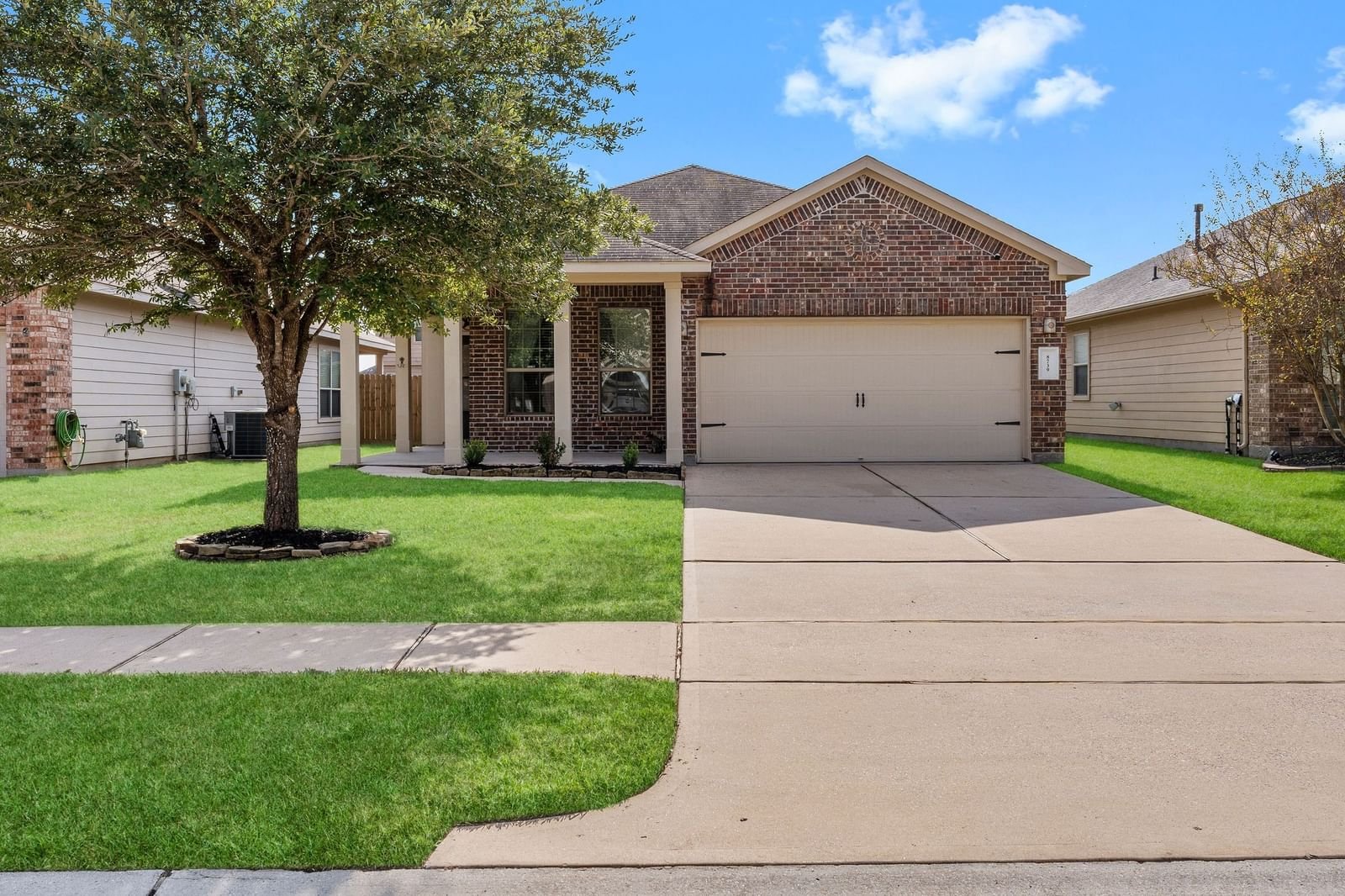 Real estate property located at 8739 Auburn Mane, Harris, Tomball, TX, US