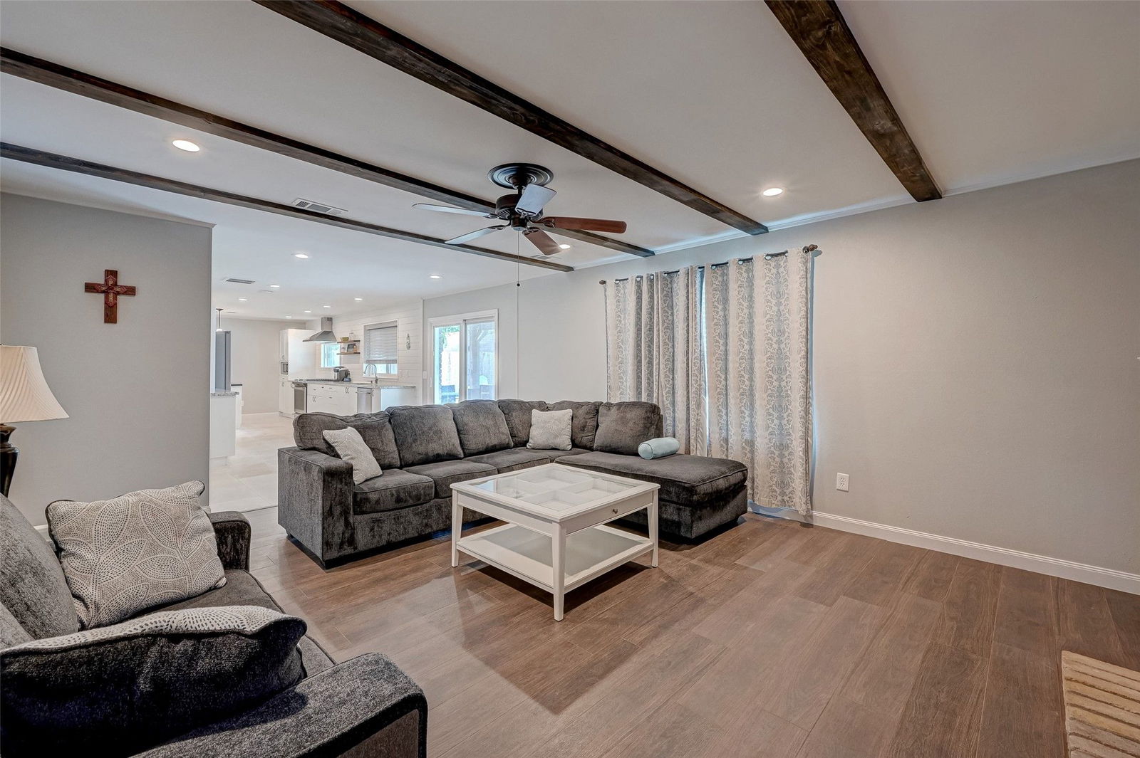 Real estate property located at 8107 Sunny Ridge, Harris, Houston, TX, US