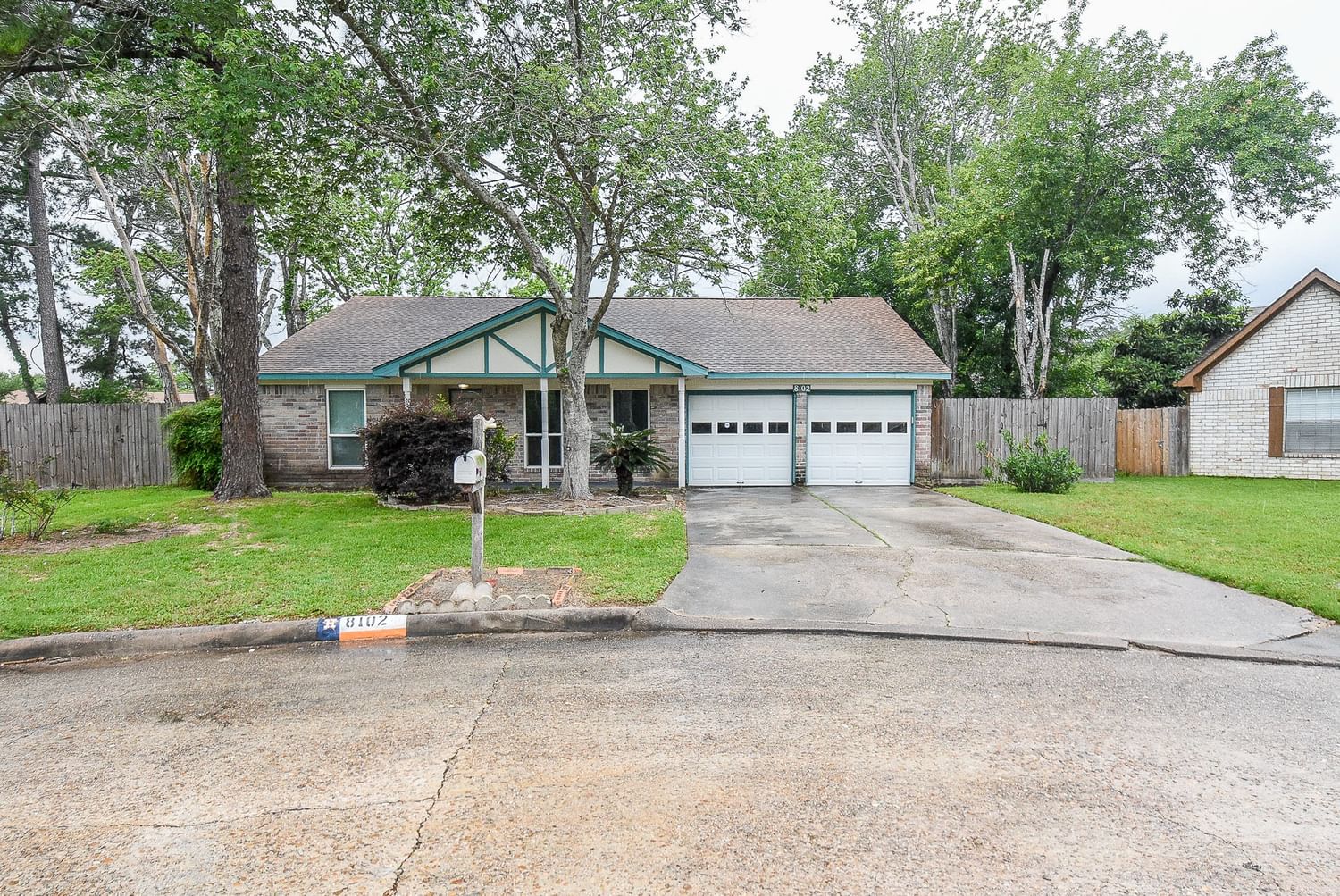 Real estate property located at 8102 Robin Ridge, Harris, Audubon Park Sec 01, Humble, TX, US