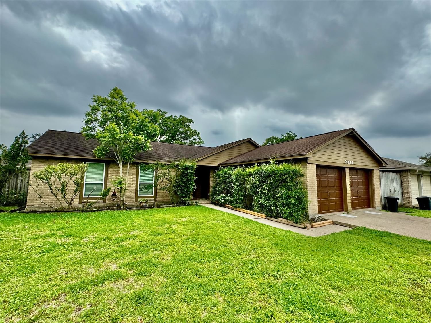 Real estate property located at 2842 Virginia Colony, Harris, Heritage Park Sec 04, Webster, TX, US