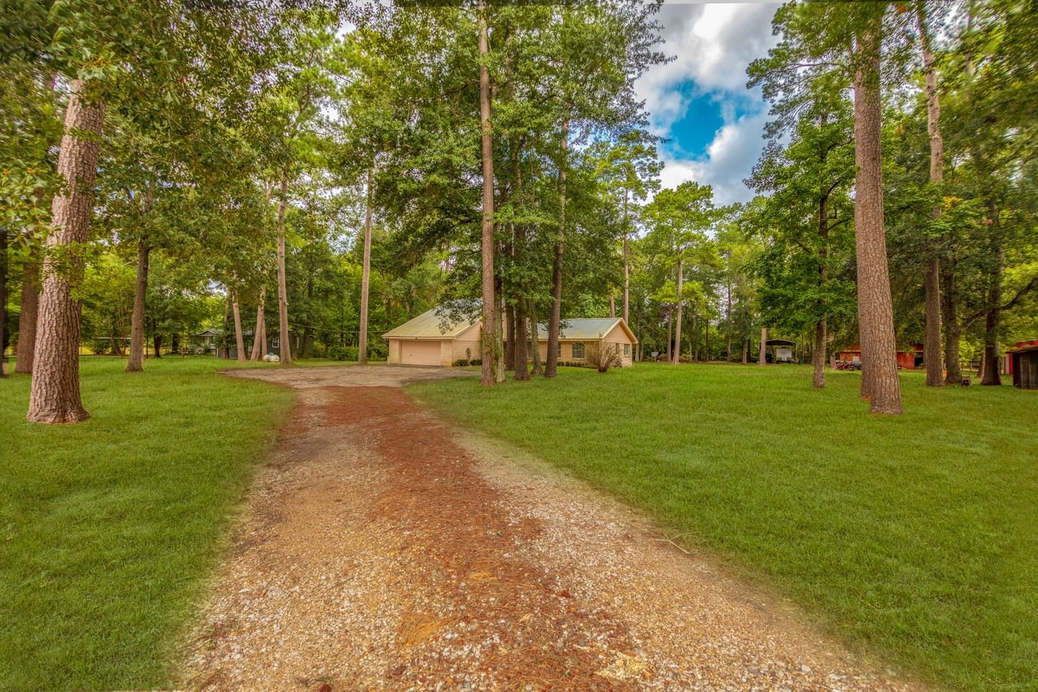 Real estate property located at 242 County Road 2198, Liberty, A W Isaacs, Cleveland, TX, US