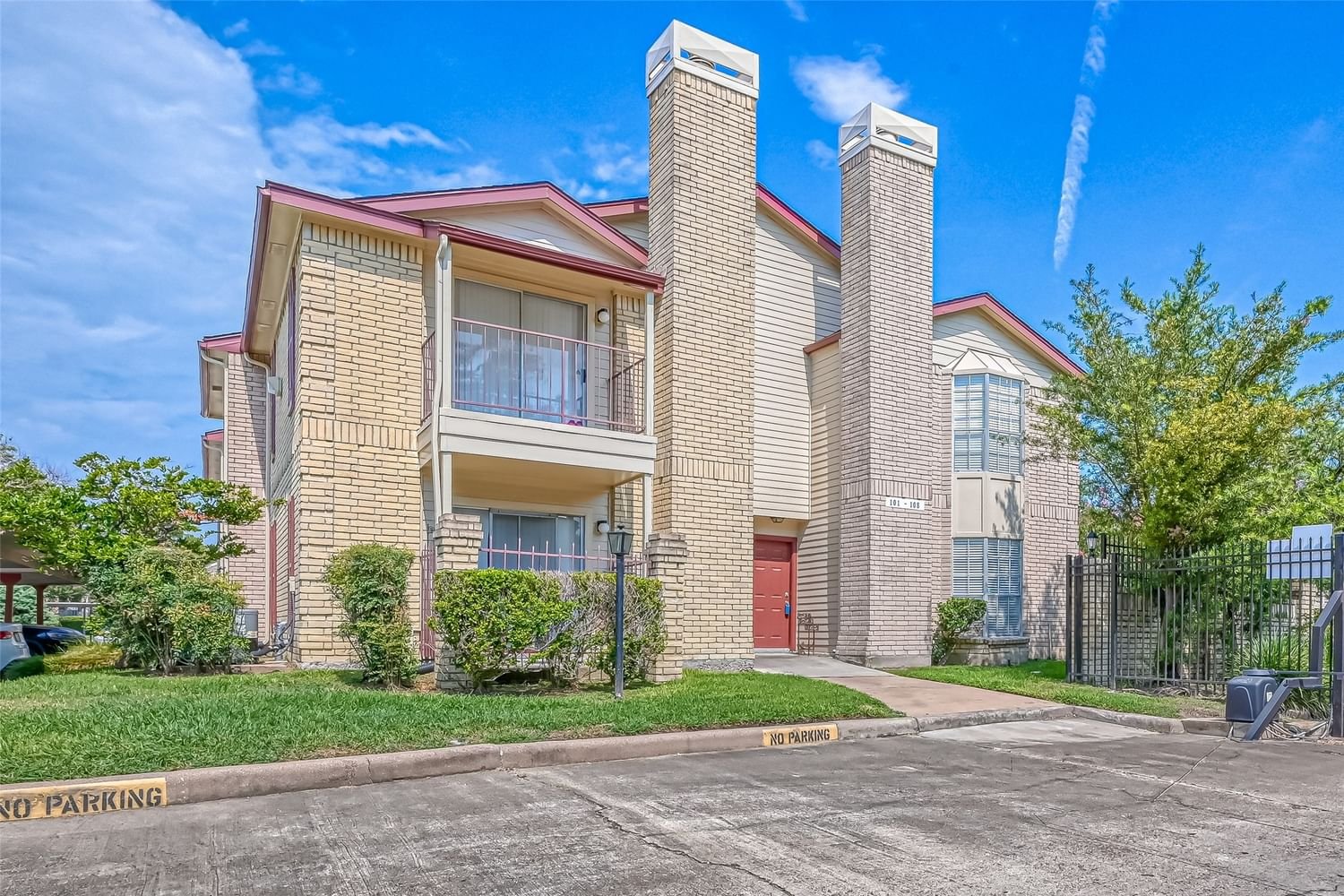 Real estate property located at 2120 El Paseo #101, Harris, Houston, TX, US