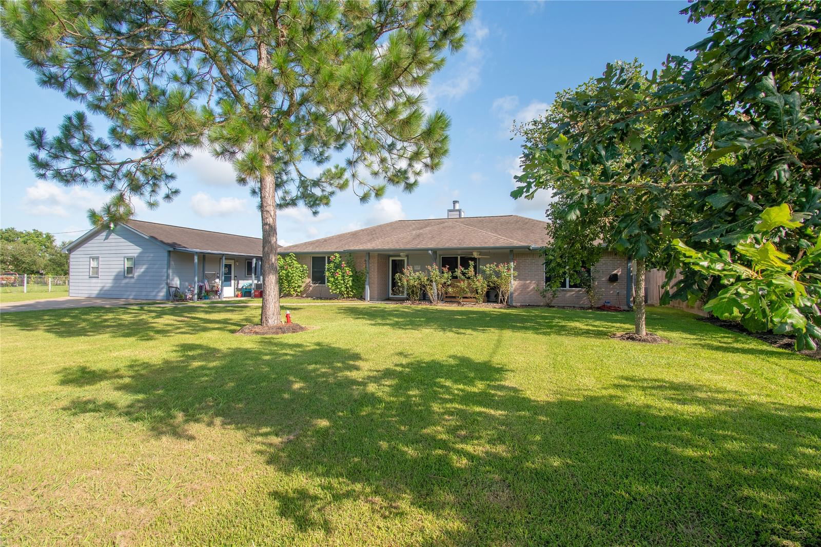 Real estate property located at 6422 County Road 390, Brazoria, G Logan, Alvin, TX, US