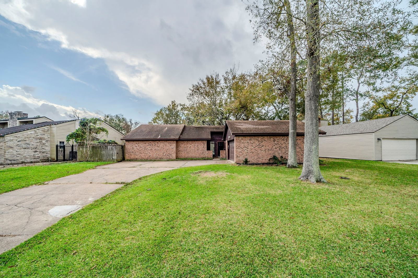 Real estate property located at 16215 Coral Bay, Harris, Newport Sec 01, Crosby, TX, US