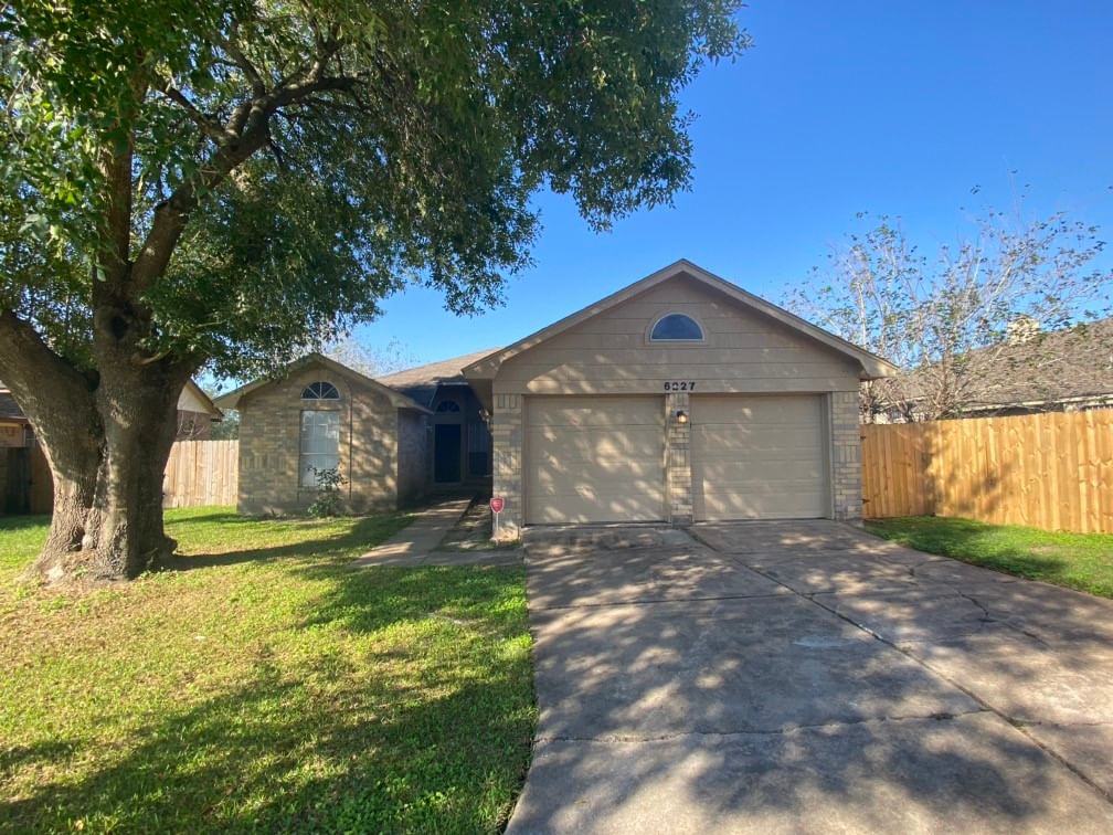 Real estate property located at 6227 Quiet Village, Fort Bend, Quail Village Sec 1, Houston, TX, US