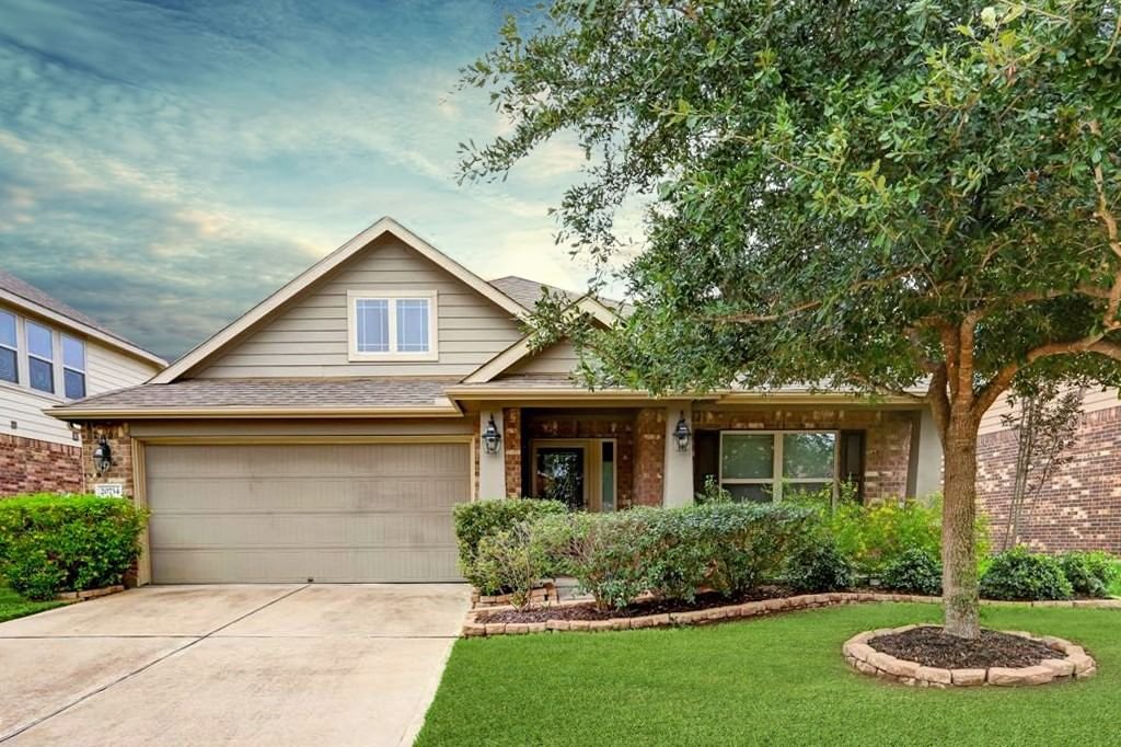 Real estate property located at 20734 Calloway Crest, Harris, Raintree Village, Katy, TX, US