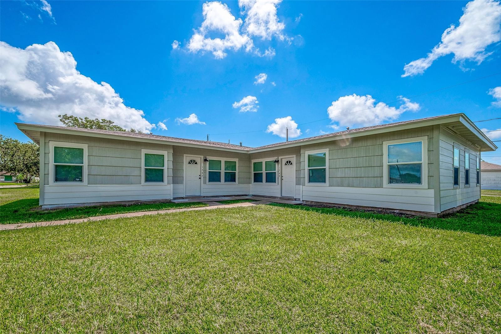 Real estate property located at 1747 -1749 W 5th Street, Brazoria, Freeport, Freeport, TX, US