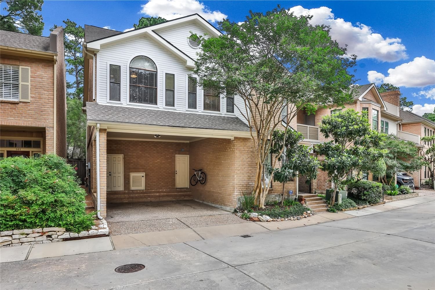 Real estate property located at 201 Vanderpool #159, Harris, Woodstone Sec 03, Houston, TX, US