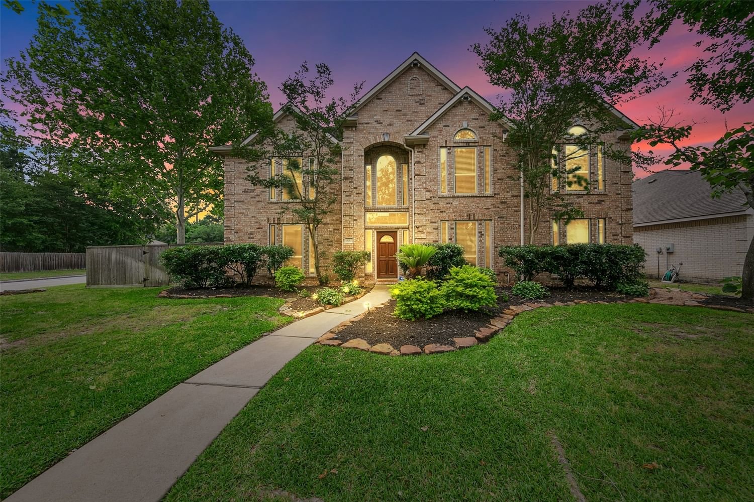 Real estate property located at 9207 Memorial Hills, Harris, Memorial Creek Estates, Spring, TX, US