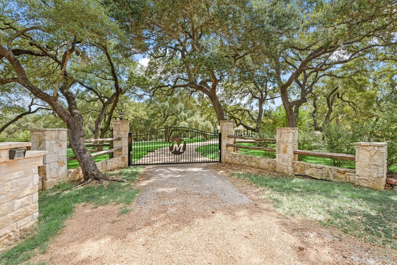 Real estate property located at 1016 High Hill Creek, Fayette, High Hill Creek 628, La Grange, TX, US