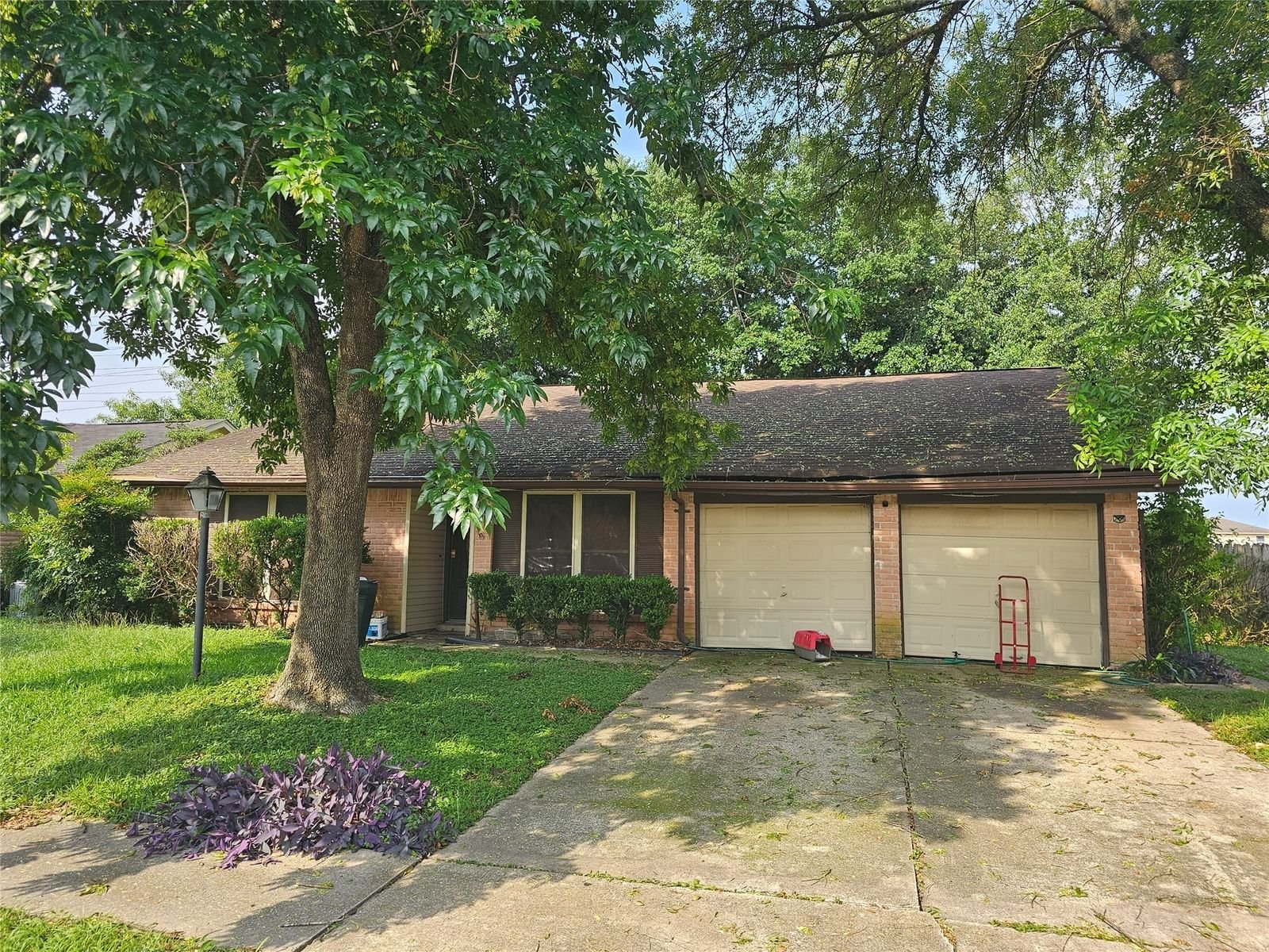 Real estate property located at 4035 Swinden, Harris, Northcliffe Sec 02, Houston, TX, US