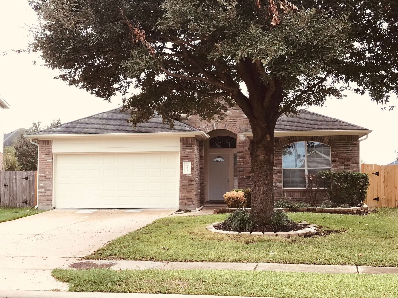 Real estate property located at 7610 Butler Lakes, Fort Bend, Summer Lakes Sec 2, Rosenberg, TX, US