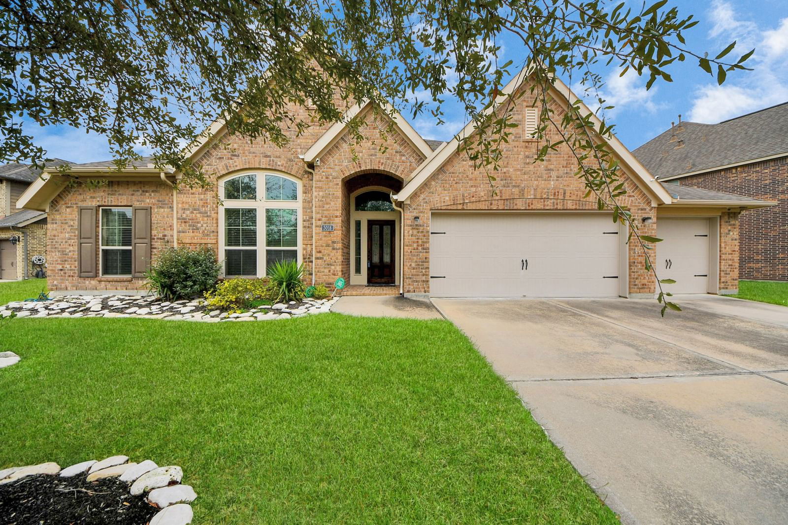 Real estate property located at 3018 Sunrise Run, Brazoria, SOUTHLAKE, Pearland, TX, US