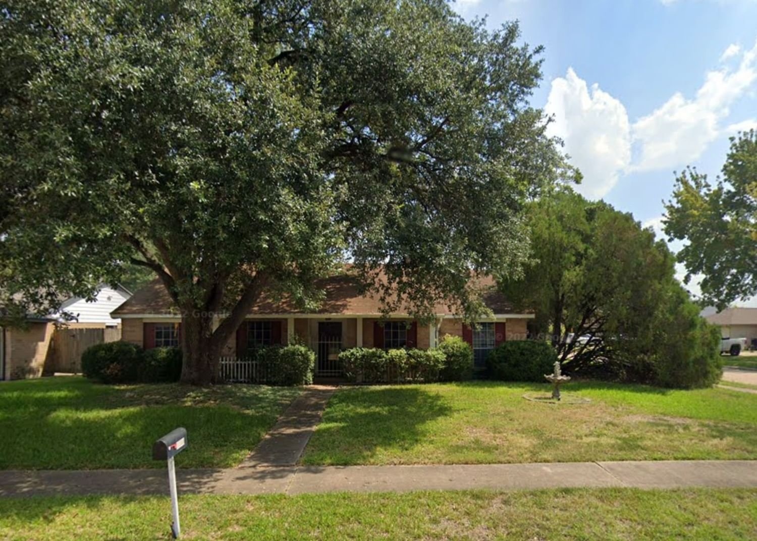 Real estate property located at 11827 Burlingame, Harris, Parkglen Sec 02 Alief, Houston, TX, US
