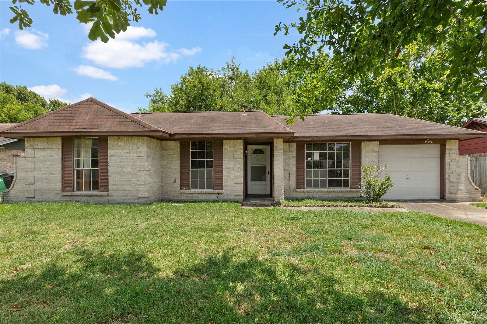 Real estate property located at 12618 Adirondack, Harris, Scarsdale Sec 03, Houston, TX, US
