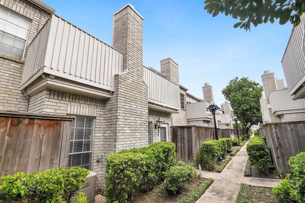 Real estate property located at 3800 Tanglewilde #806, Harris, Tanglewilde T/H Condo Sec 01, Houston, TX, US
