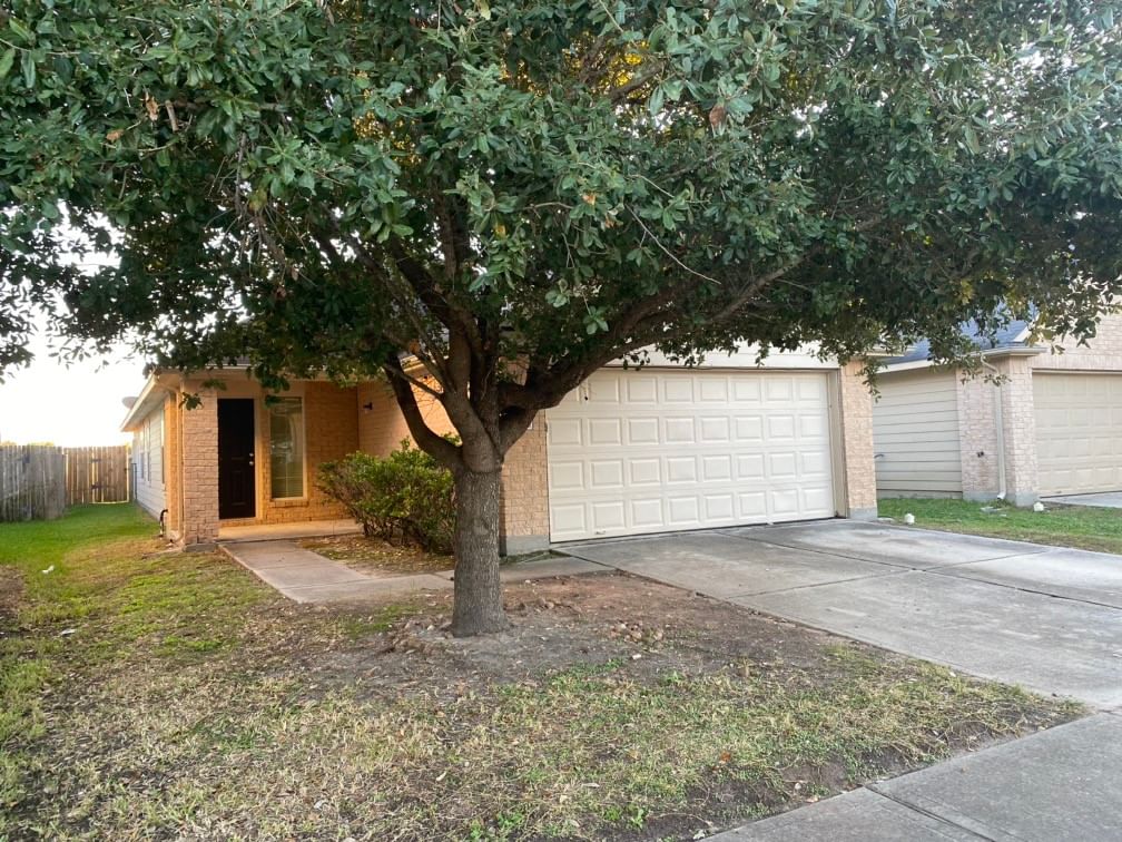 Real estate property located at 819 Sun Prairie, Harris, Darbydale Xing Sec 3, Houston, TX, US