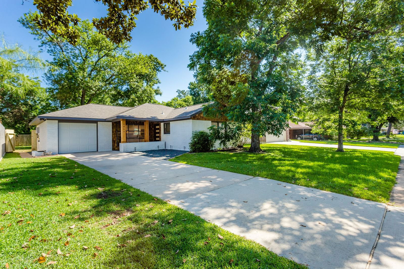 Real estate property located at 4806 Viking, Harris, Oak Forest Sec 15, Houston, TX, US