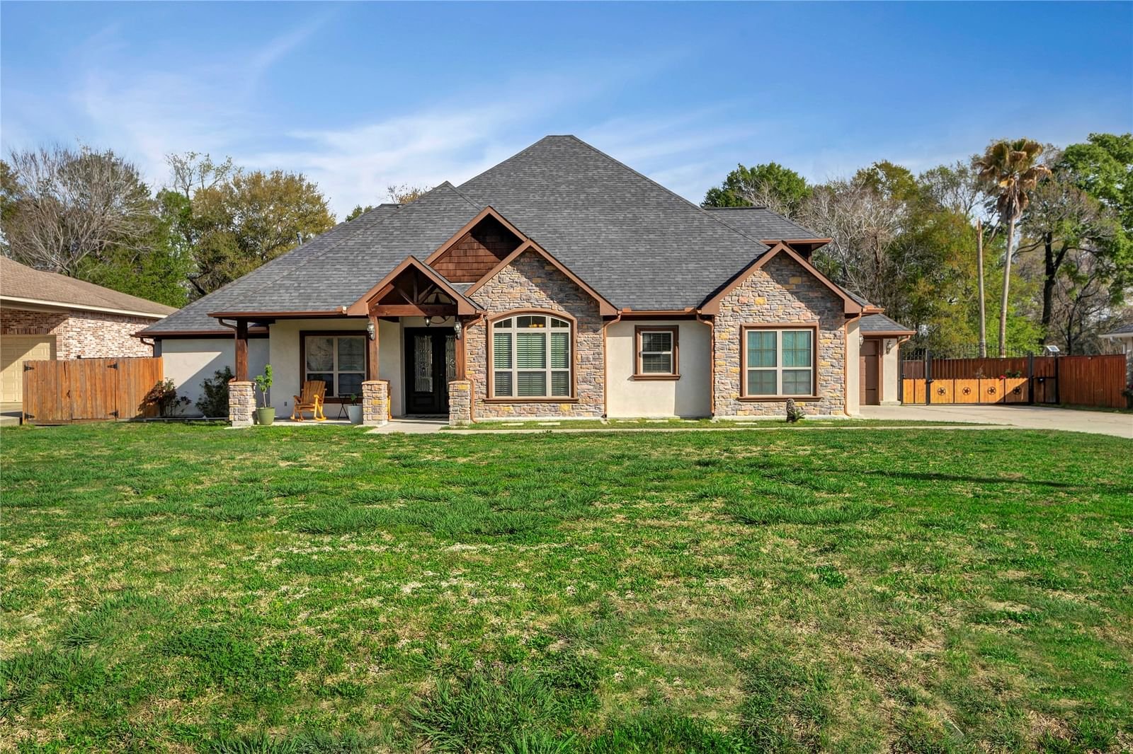 Real estate property located at 122 Whites Lake Estates, Harris, Whites Lake Estates, Highlands, TX, US