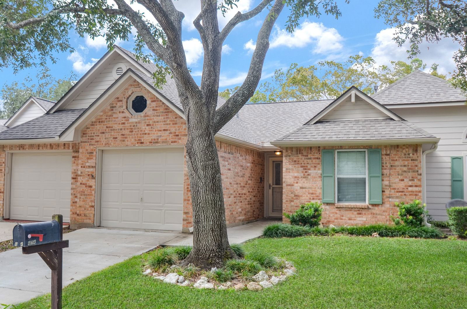 Real estate property located at 674 Country Grove, Brazoria, Country Grove Twnhms Sec 1, Pearland, TX, US