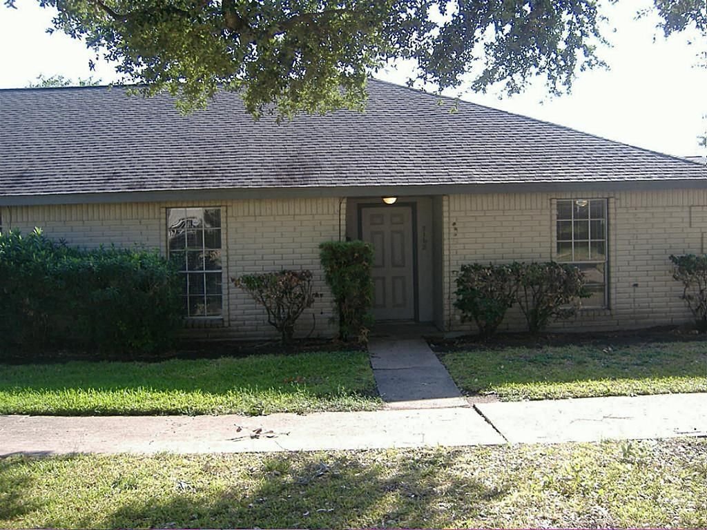 Real estate property located at 7168 Crownwest #7168, Harris, Crown Colony Sec 02, Houston, TX, US