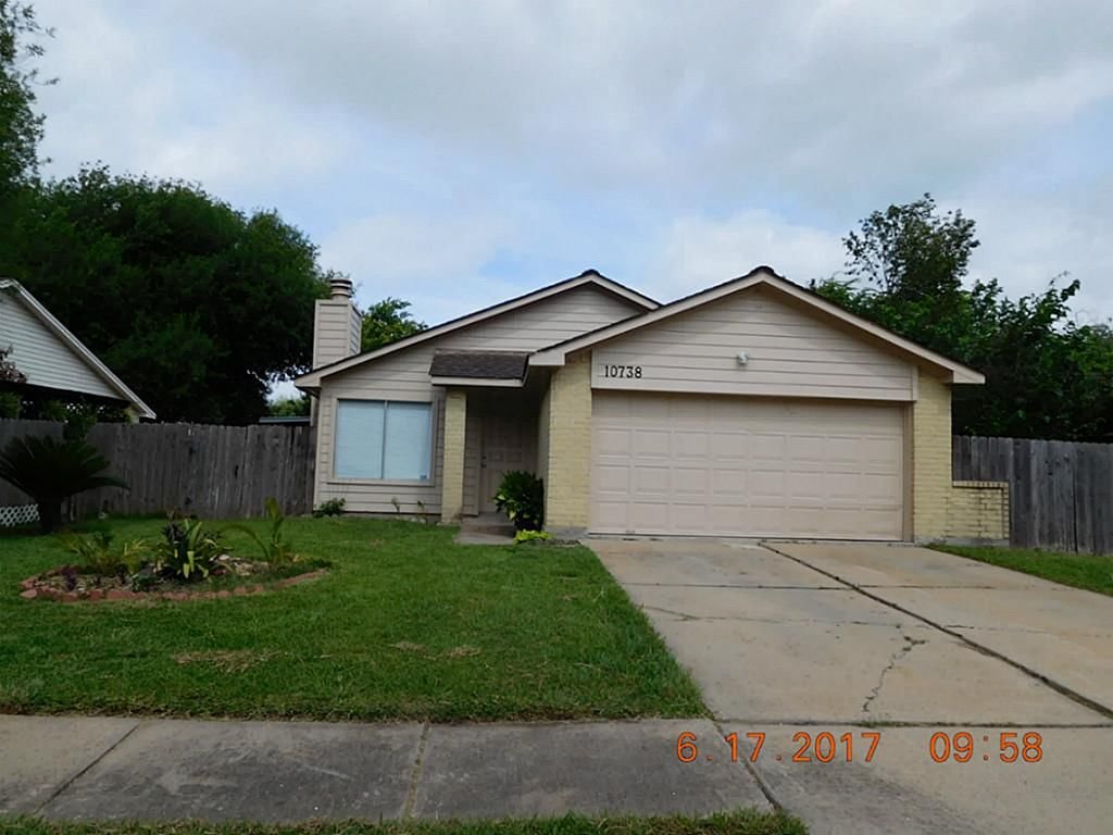 Real estate property located at 10738 Lakewood Oaks, Fort Bend, Townewest Sec 5, Sugar Land, TX, US