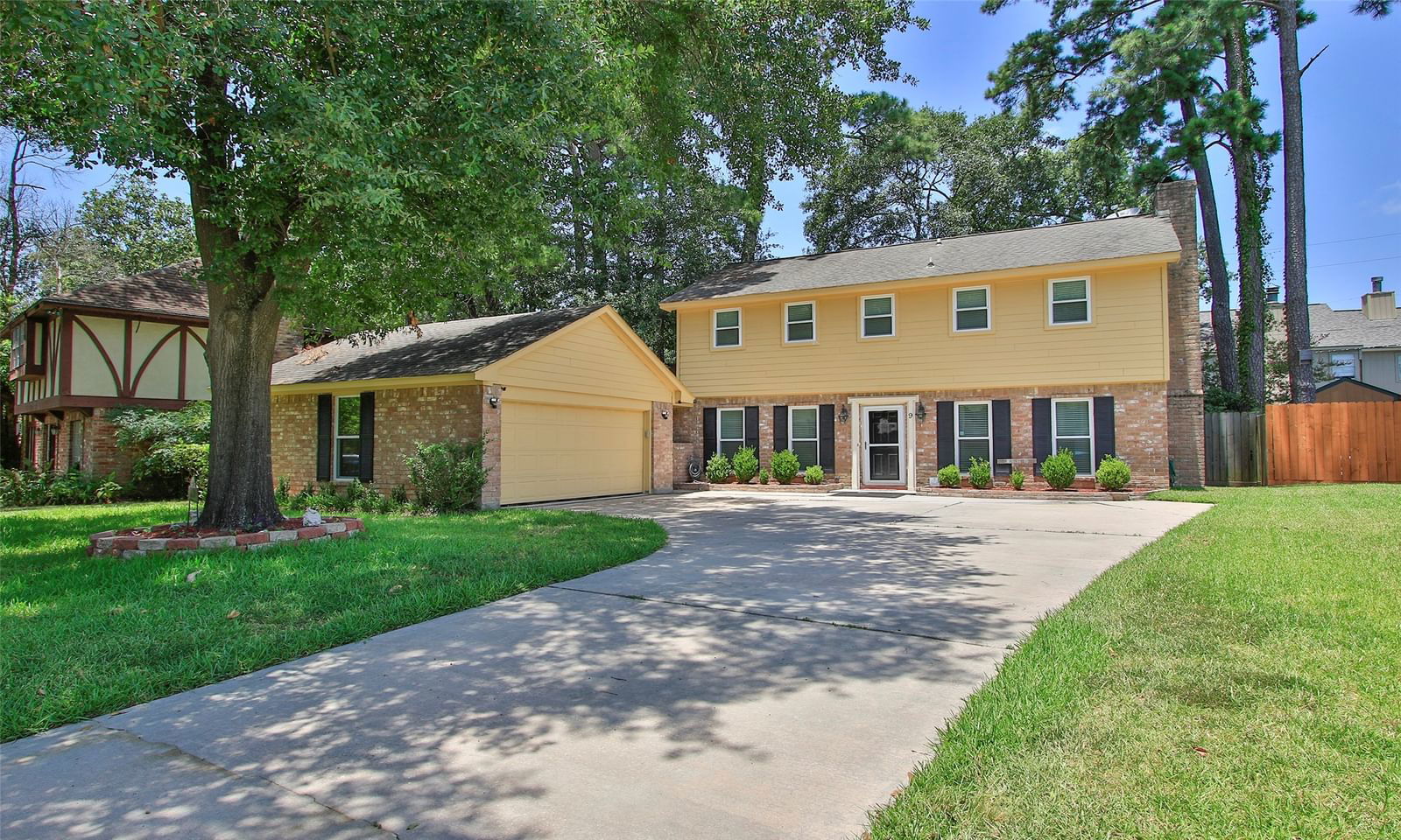 Real estate property located at 9 Arlington, Montgomery, Tanglewood East, Conroe, TX, US