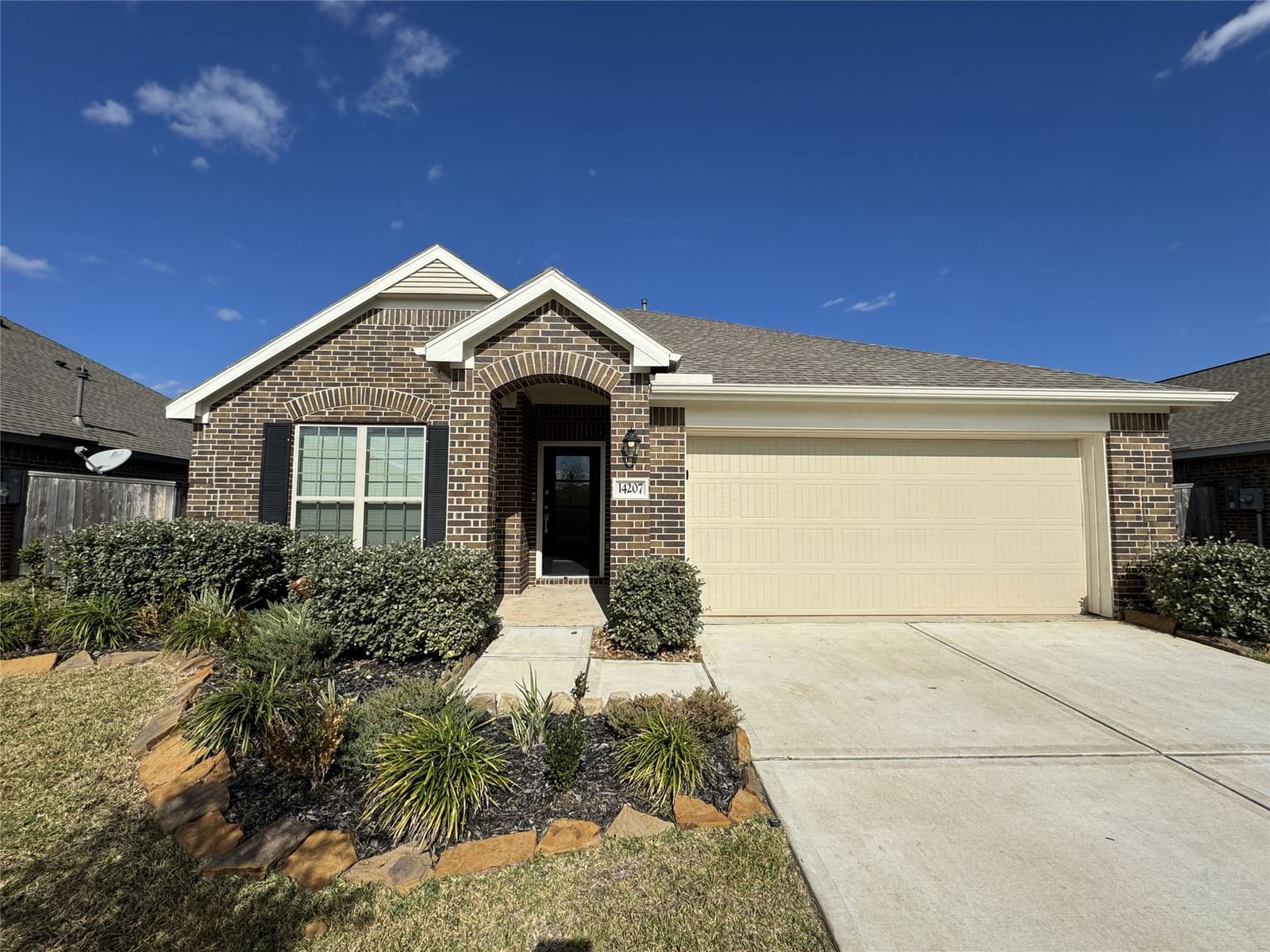 Real estate property located at 14207 Emerald Terrace, Fort Bend, Stewart Heights Sec 14, Pearland, TX, US