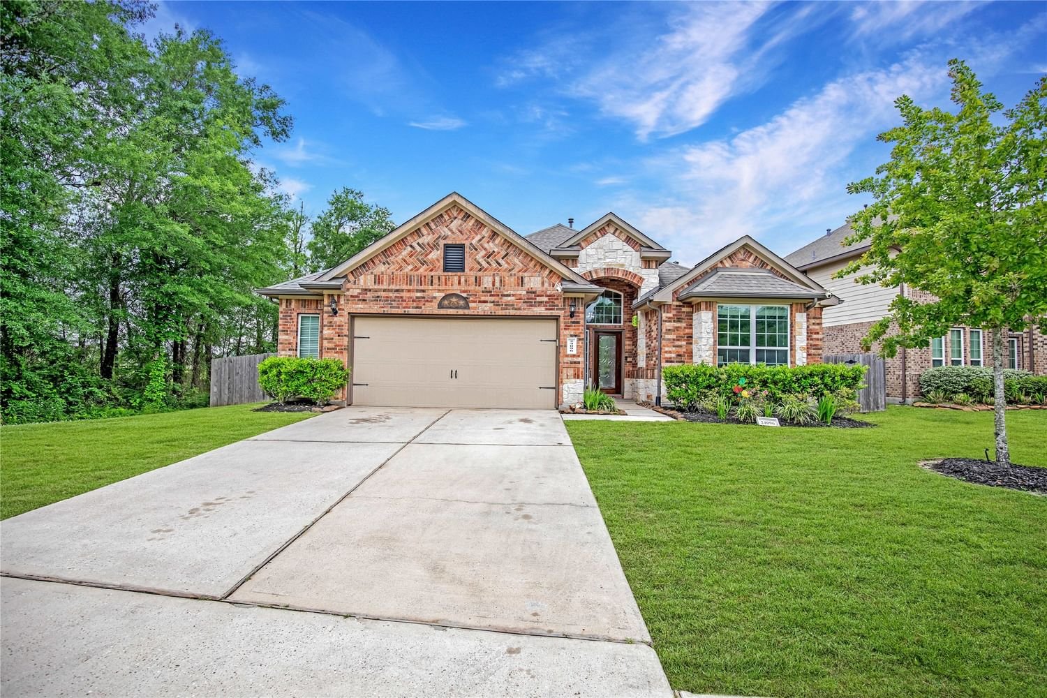 Real estate property located at 24096 Avalon Park, Montgomery, Auburn Trails At Oakhurst, Porter, TX, US