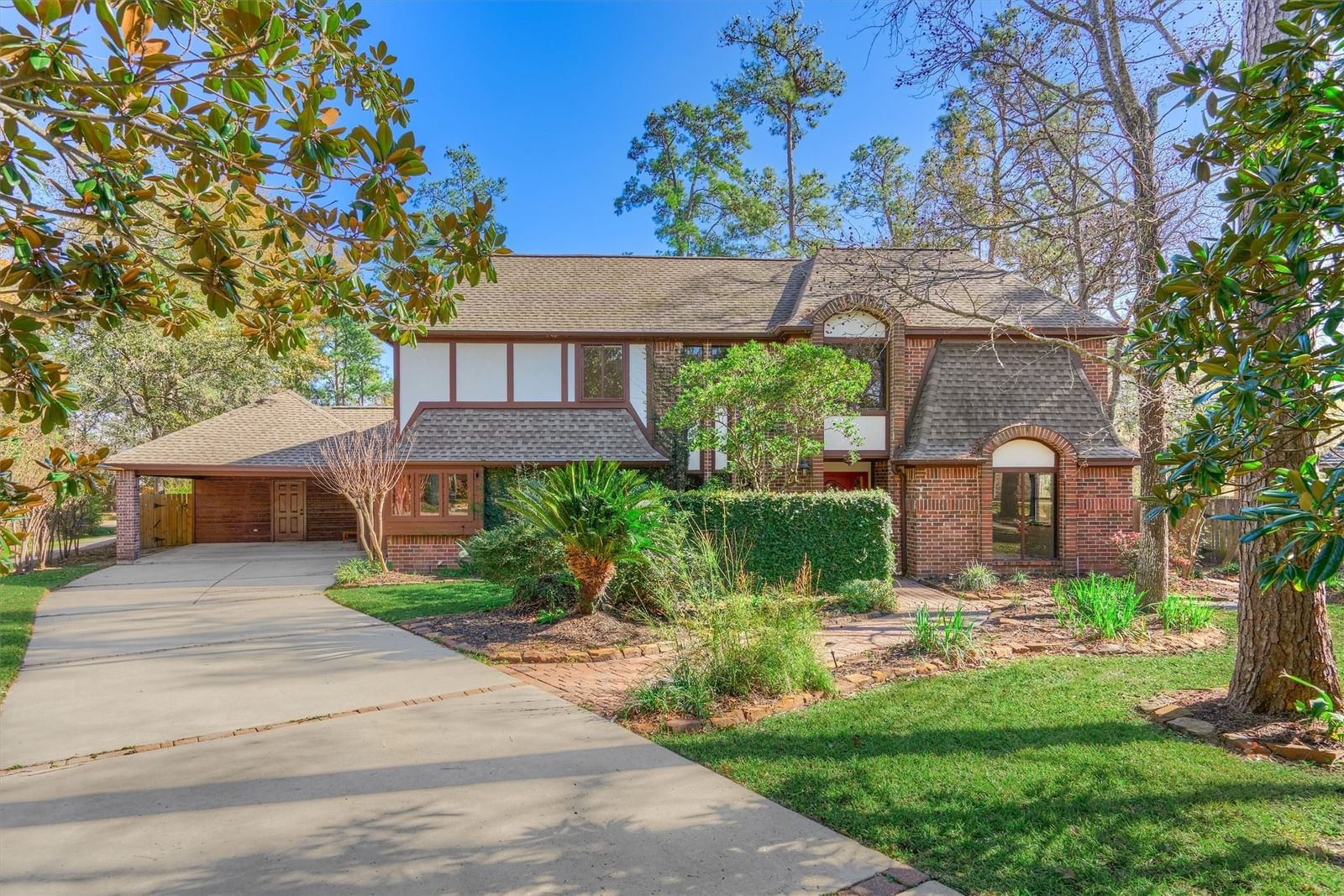 Real estate property located at 30 Meadowfair, Montgomery, THE WOODLANDS PANTHER CREEK, The Woodlands, TX, US
