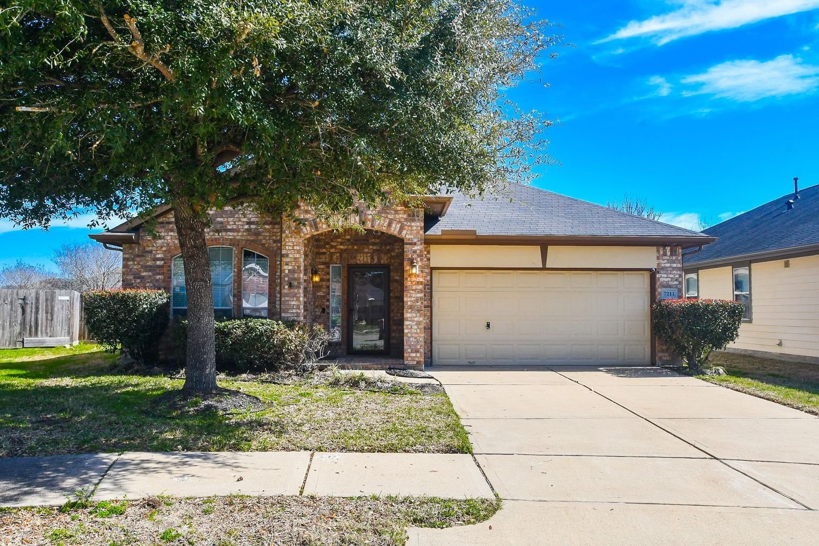 Real estate property located at 7211 Desert Oaks, Fort Bend, Lost Creek, Richmond, TX, US