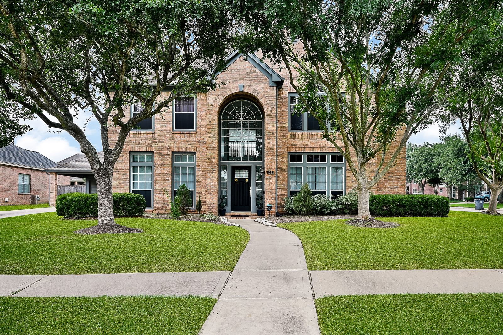 Real estate property located at 8723 Westbrook Forest, Fort Bend, Greatwood Woodcreek Sec 2, Sugar Land, TX, US