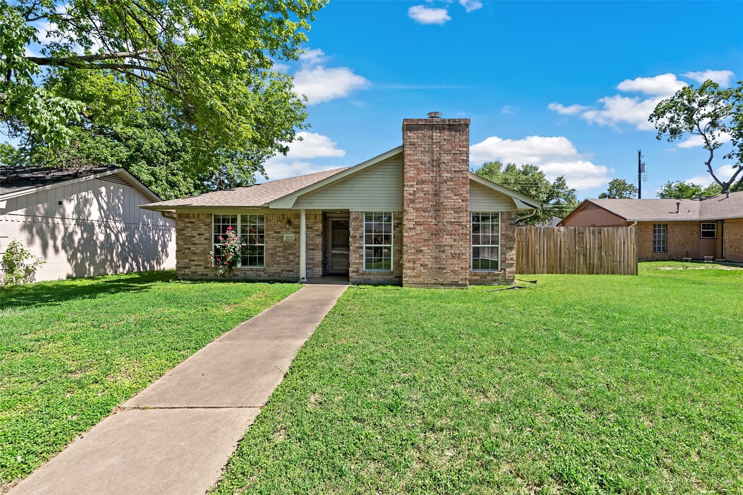 Real estate property located at 1608 Luza, Brazos, Wood Forest Ph 01, Bryan, TX, US