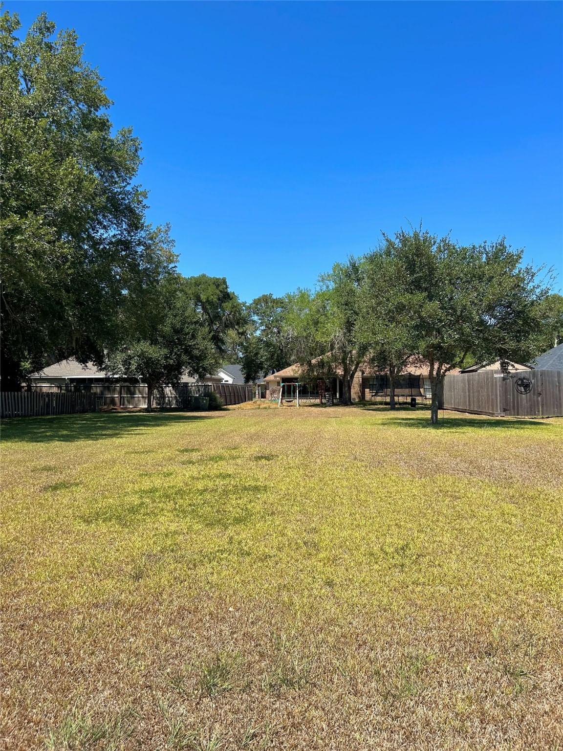 Real estate property located at 0 Freeman, Brazoria, Columbia Lakes Sec 1-2-3-4-5, West Columbia, TX, US