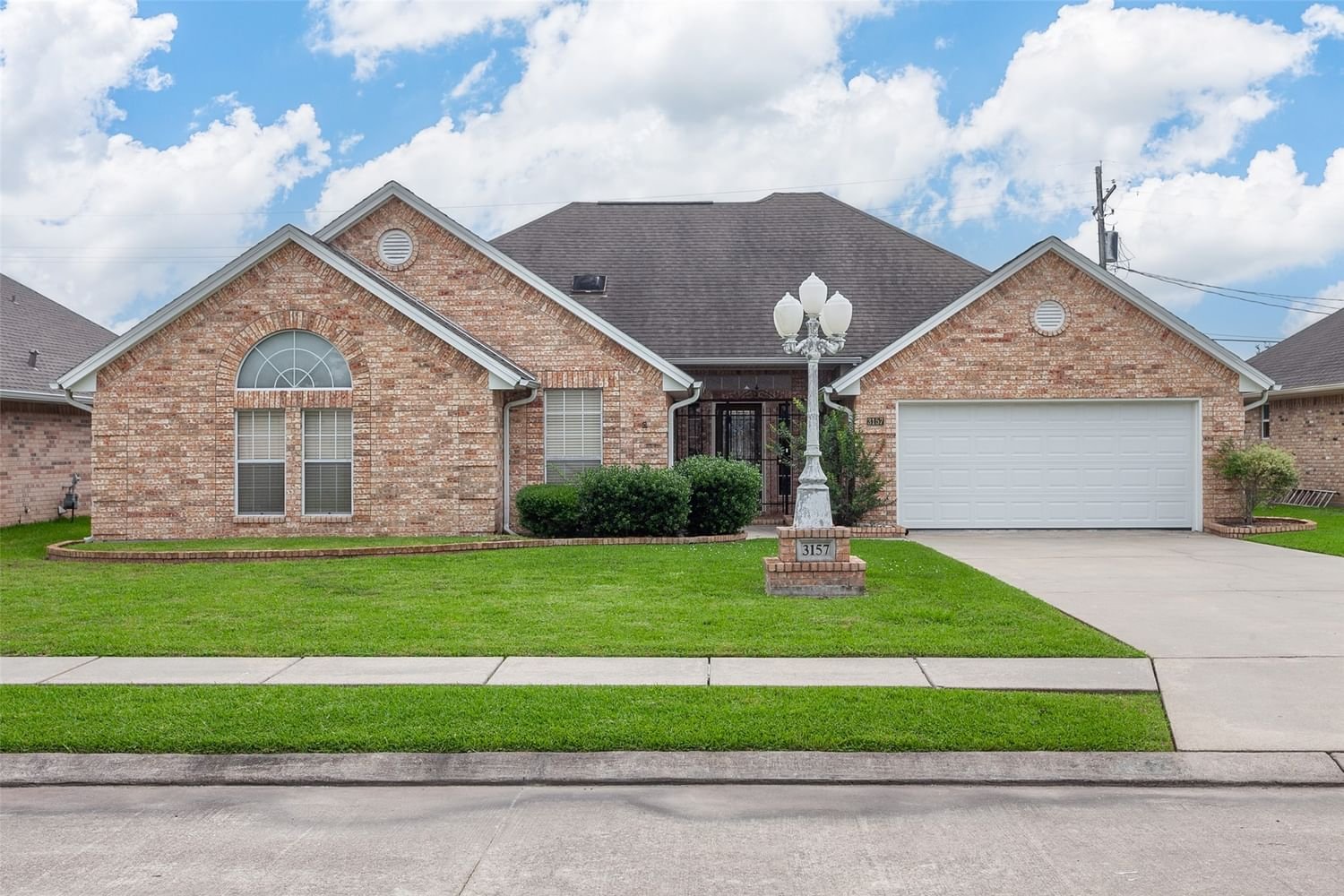 Real estate property located at 3157 Forest Oaks, Jefferson, Forest Oaks, Port Neches, TX, US