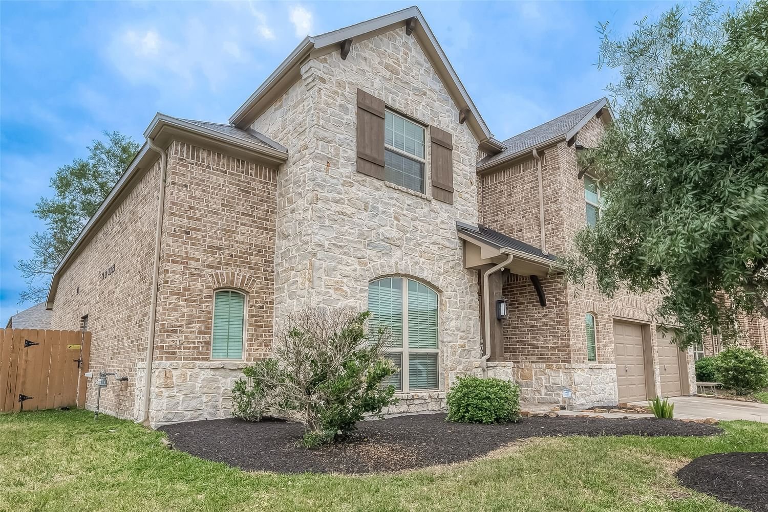 Real estate property located at 3911 Avalon Ridge, Montgomery, Harmony Central Sector 01, Spring, TX, US