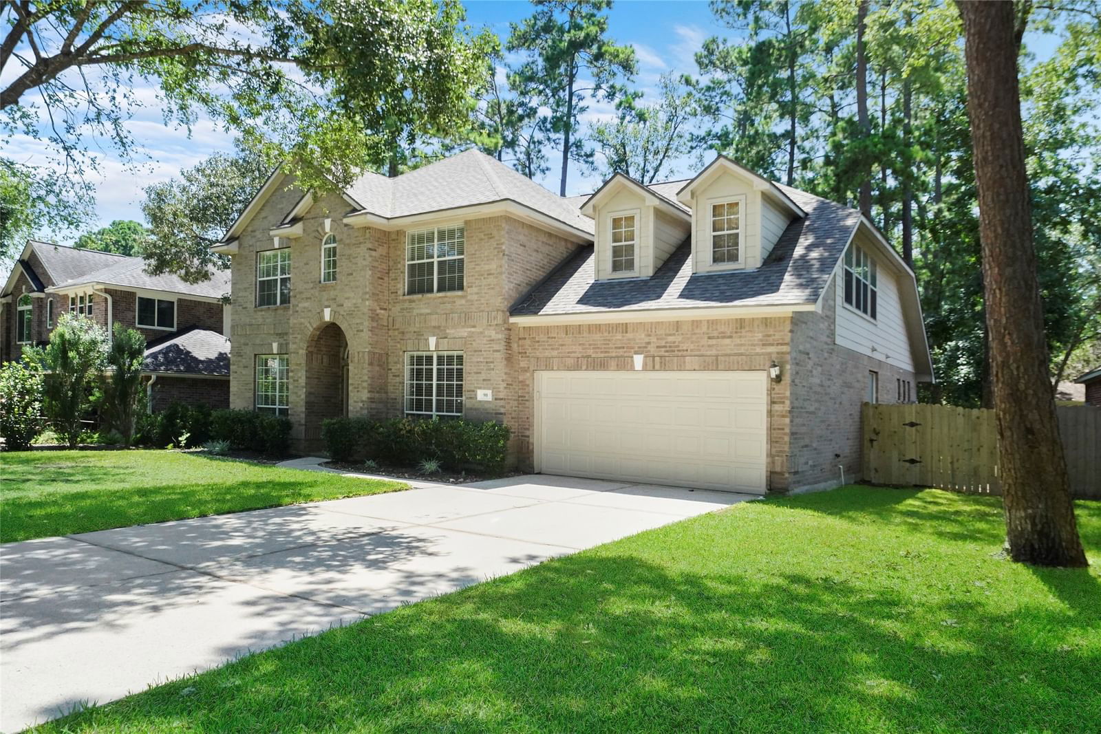 Real estate property located at 90 Evangeline Oaks, Montgomery, Wdlnds Village Alden Br 74, Conroe, TX, US