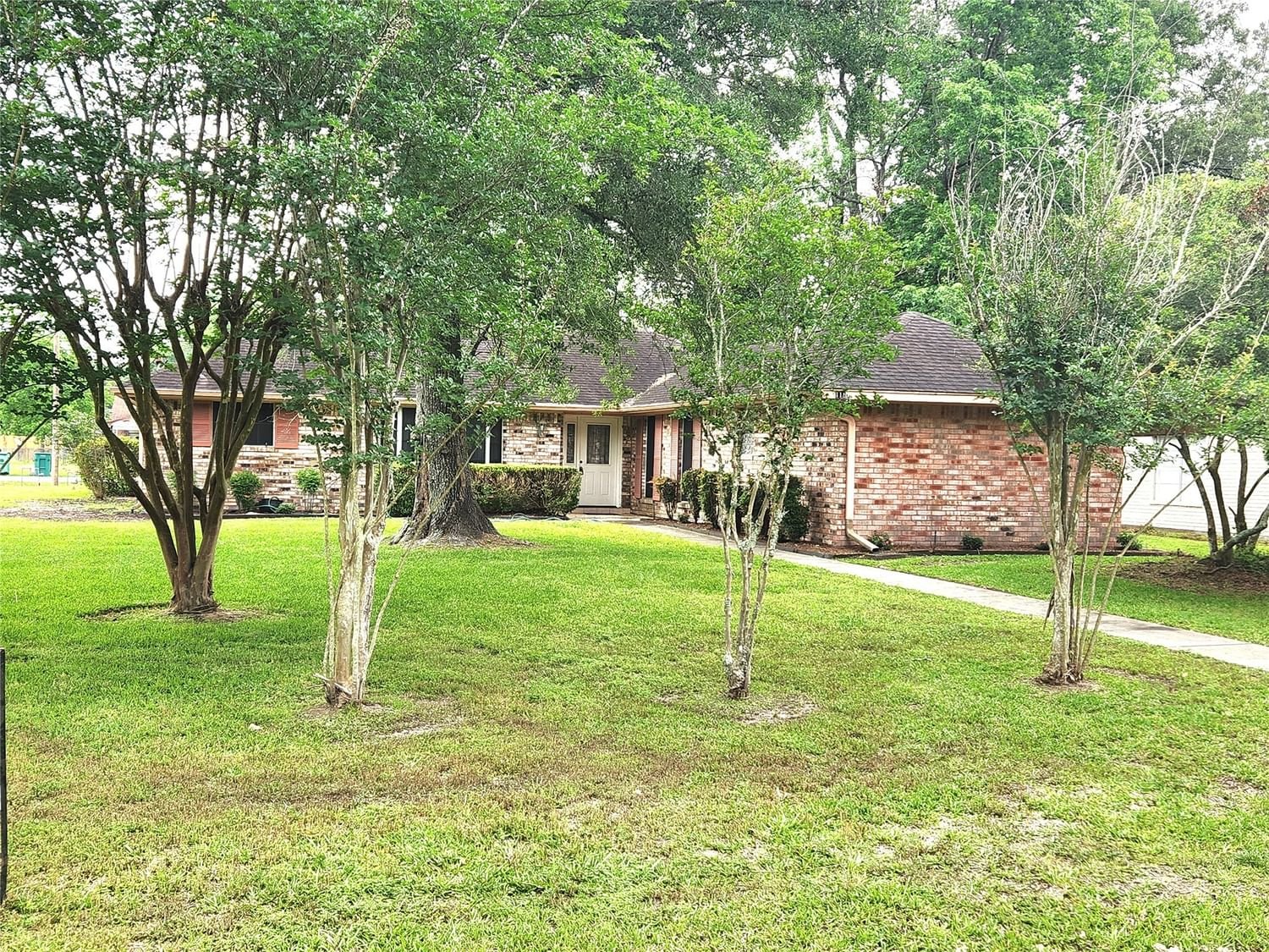 Real estate property located at 1111 Crescent, Liberty, Post Oak Mannor, Cleveland, TX, US