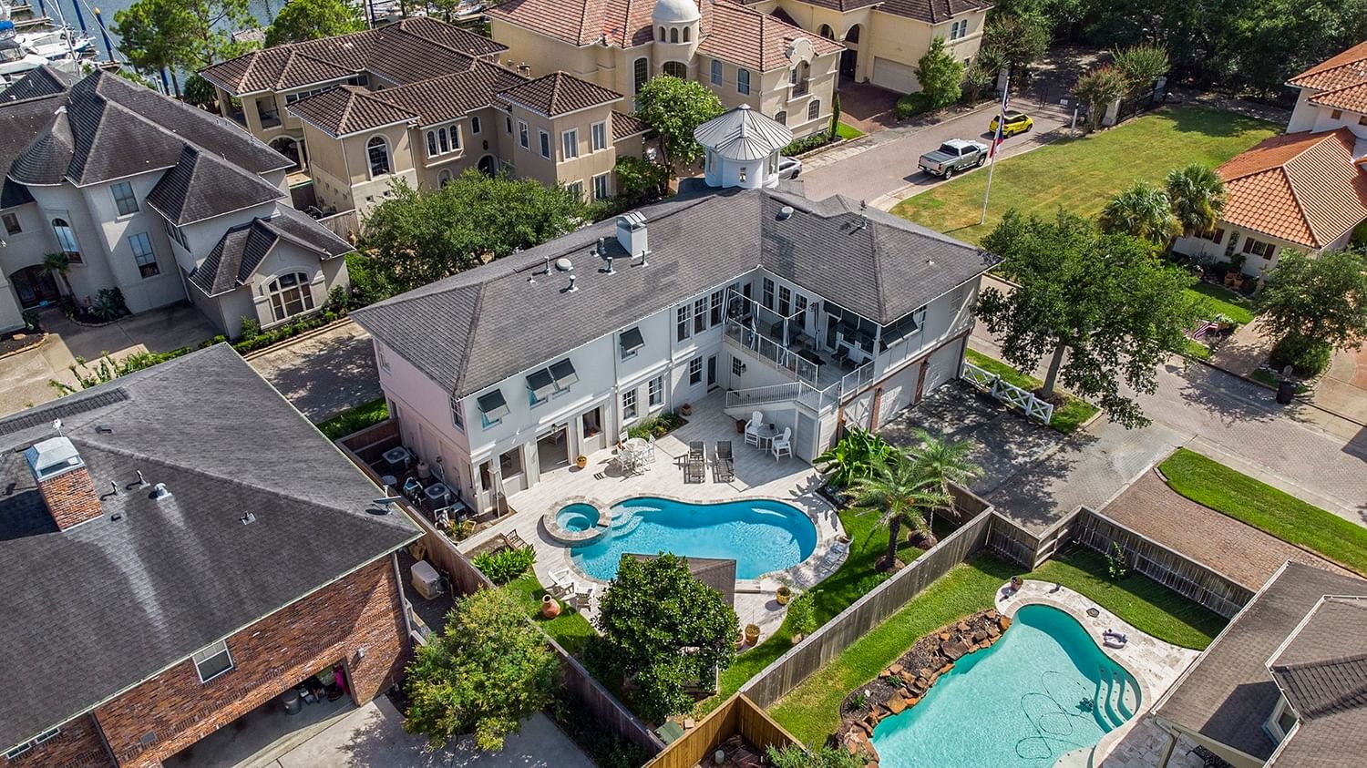 Real estate property located at 20 Mariners, Galveston, Waterford Harbor, Kemah, TX, US