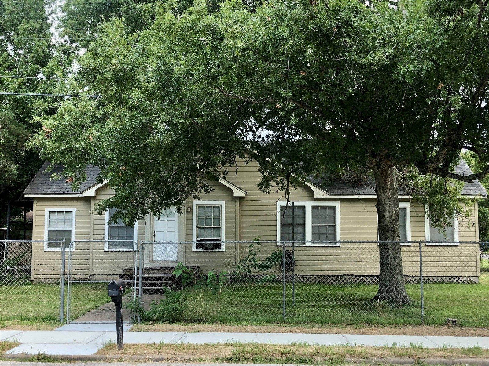 Real estate property located at 733 Cedar, Brazoria, Highland Angleton, Angleton, TX, US