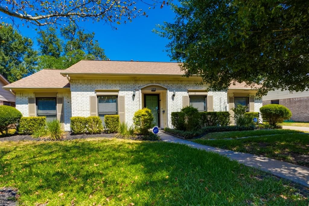 Real estate property located at 6018 Pine Bark, Harris, Houston, TX, US