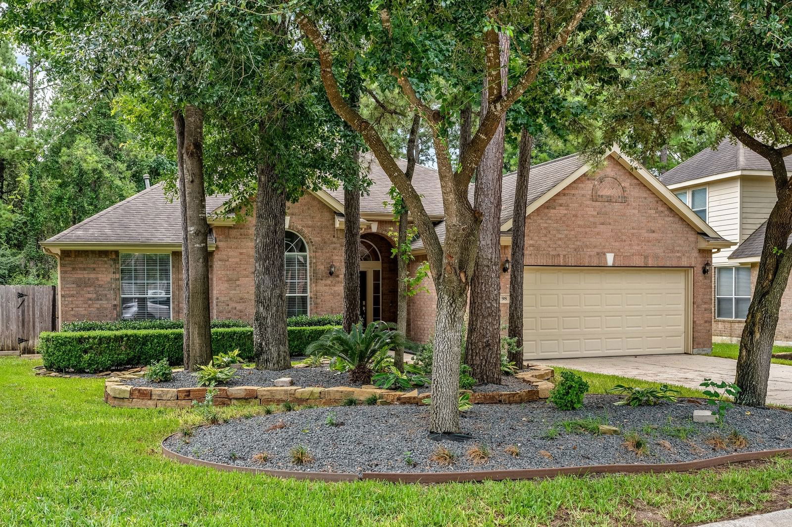 Real estate property located at 98 Archwyck, Montgomery, Wdlnds Village Sterling Ridge 42, The Woodlands, TX, US