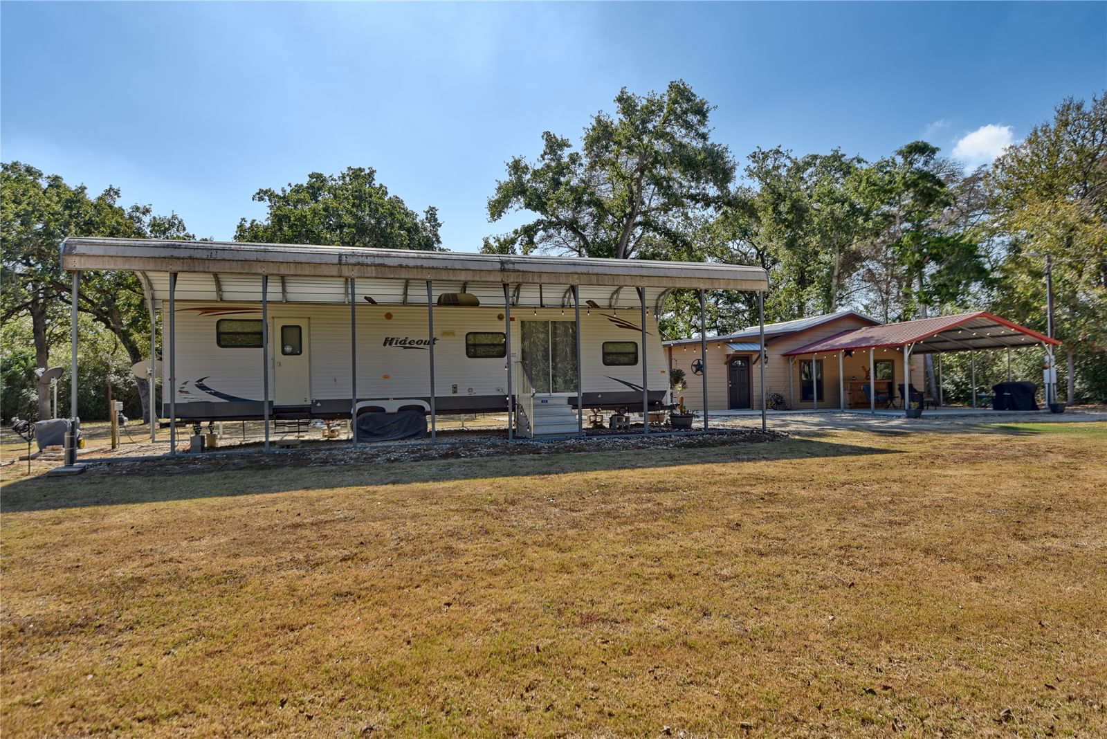 Real estate property located at 345 County Road 411, Burleson, Whispering Woods, Somerville, TX, US