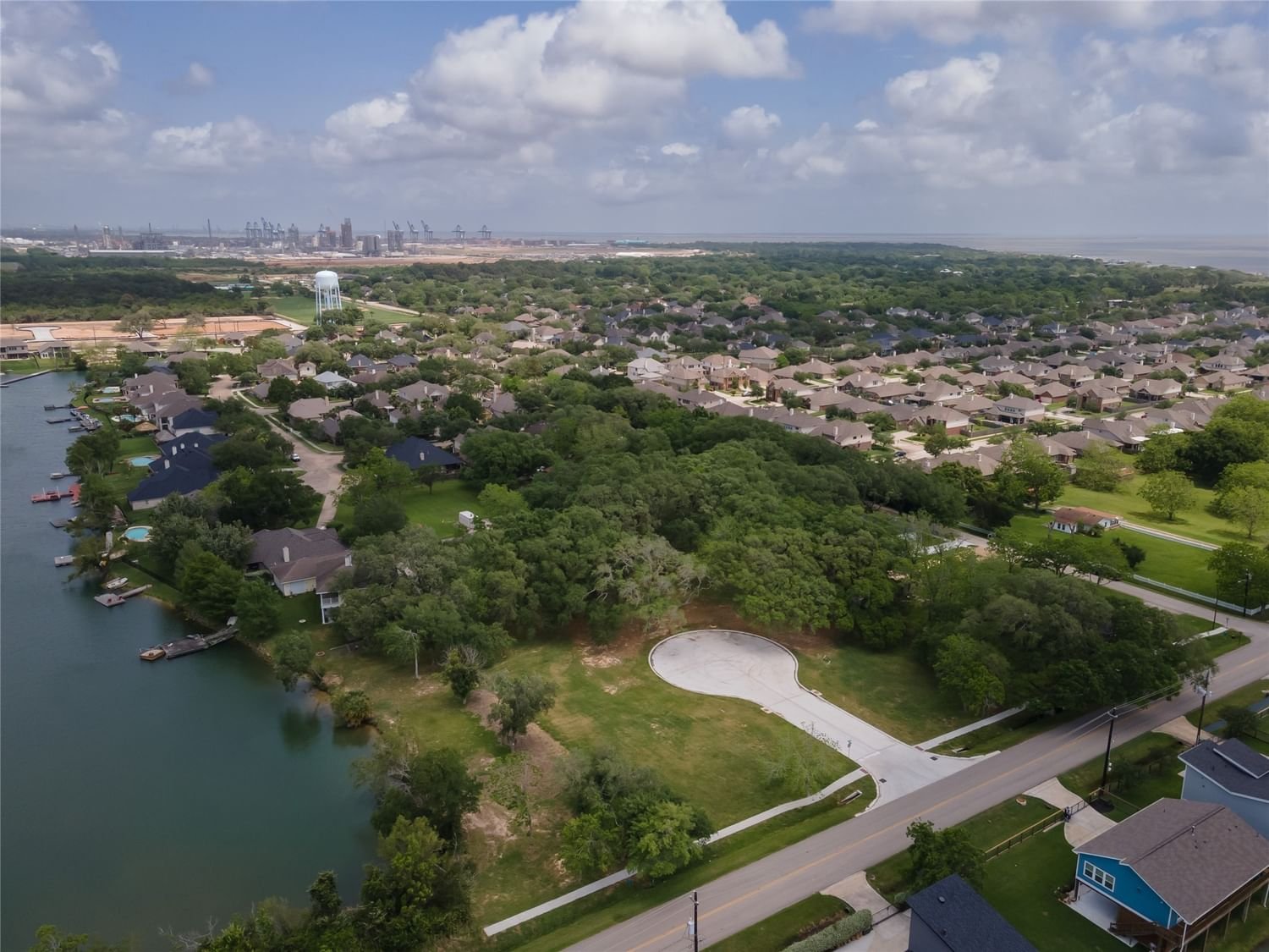 Real estate property located at 0 LOT 8 Oak Alley, Harris, Oak Alley, Seabrook, TX, US