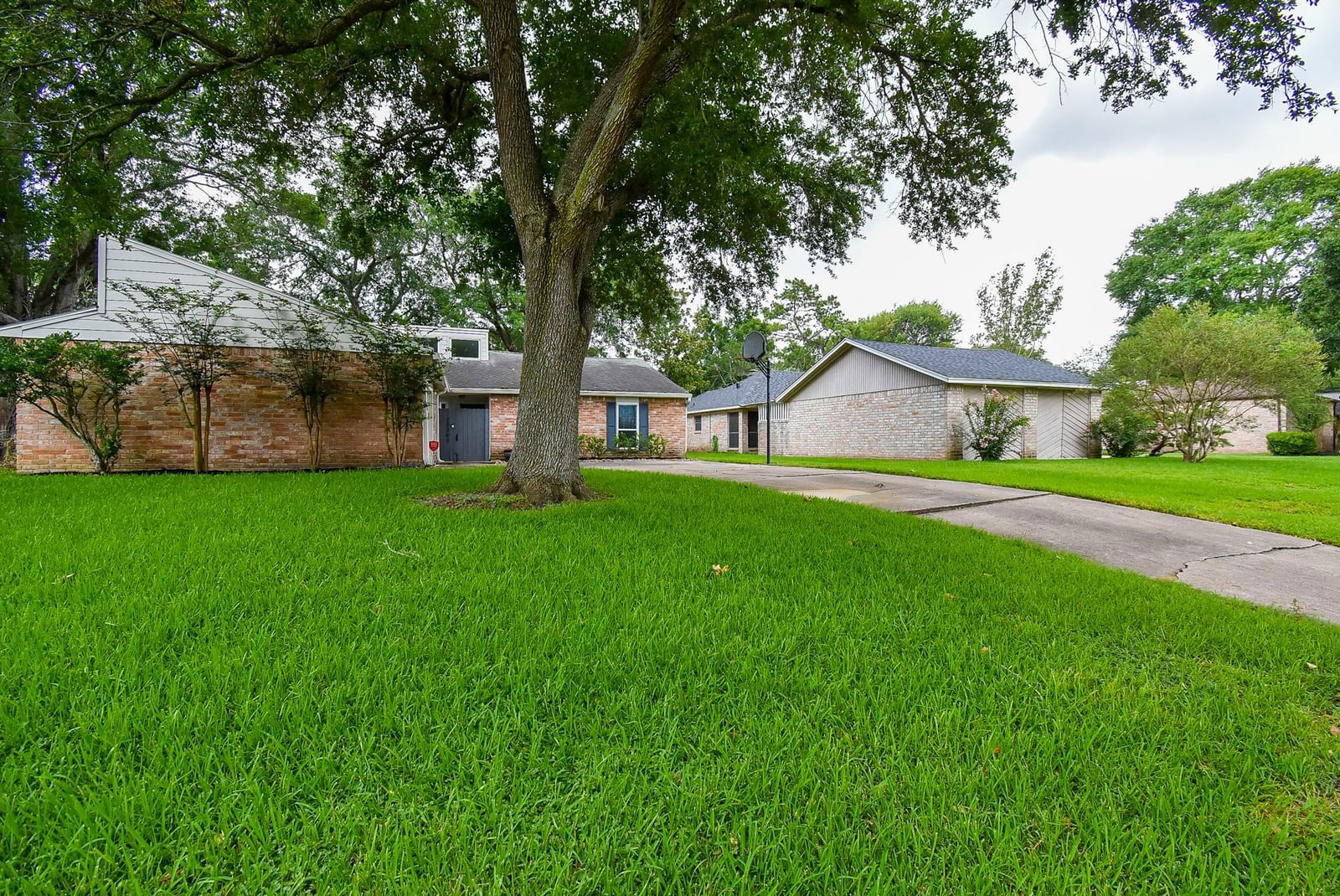 Real estate property located at 20303 Lake Sherwood, Harris, Nottingham Country Sec 04, Katy, TX, US